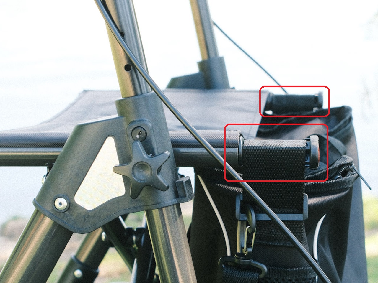 Ersatz-Halterung für die Tasche des Geländerollators Ersatz-Halterung für die Tasche des Geländerollators